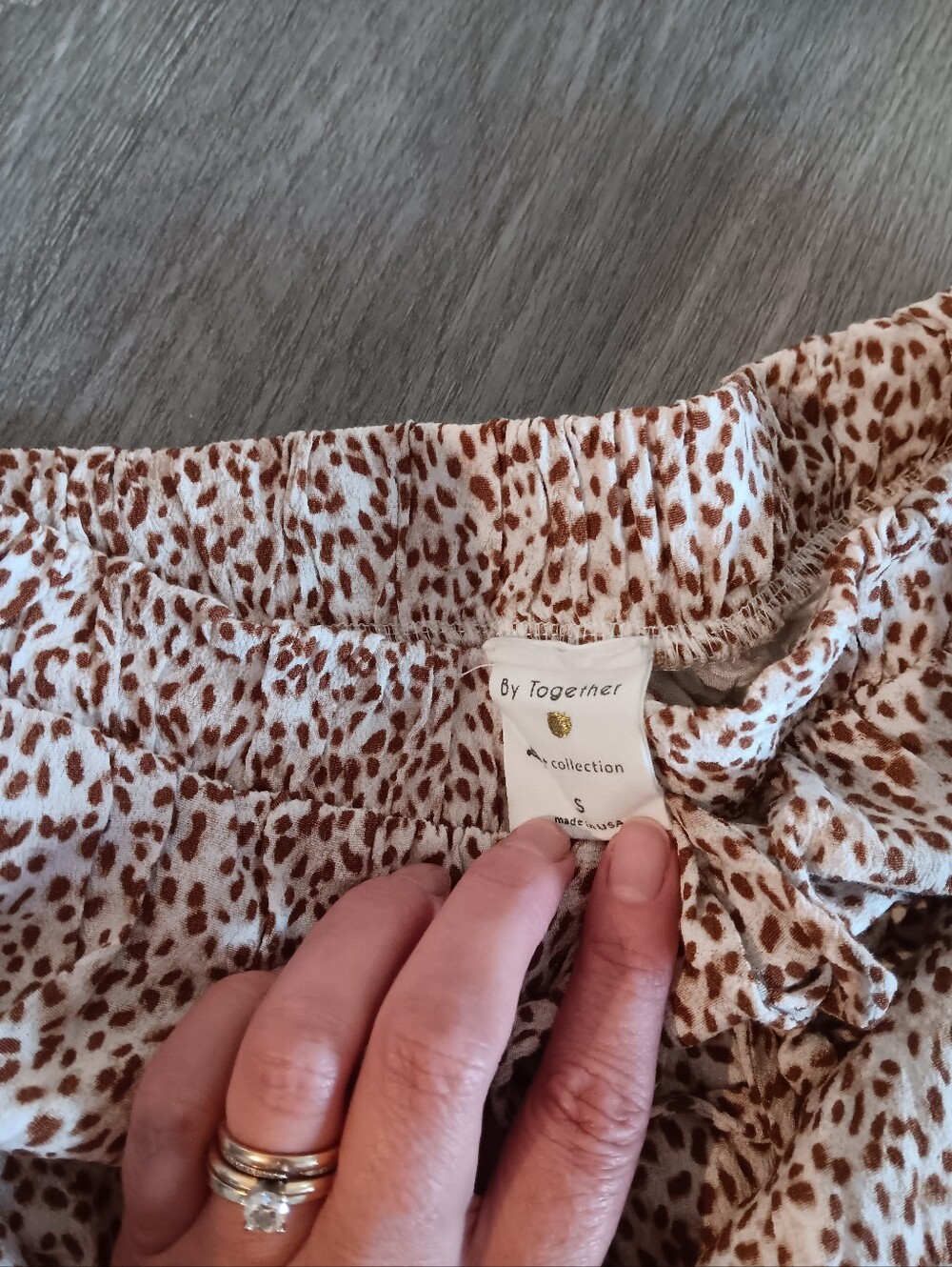 VICI BY TOGETHER HIGH RISE ANIMAL PRINT FLOWY BOHO JUMPSUIT WIDE LEG PANTS SMALL - Picture 2 of 5